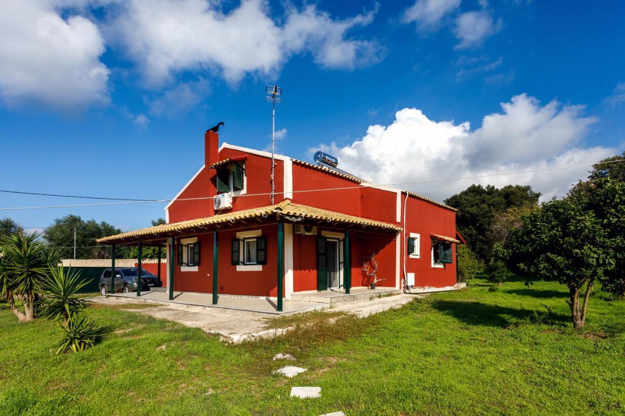 Fridas Place Halikounas Bagian luar foto